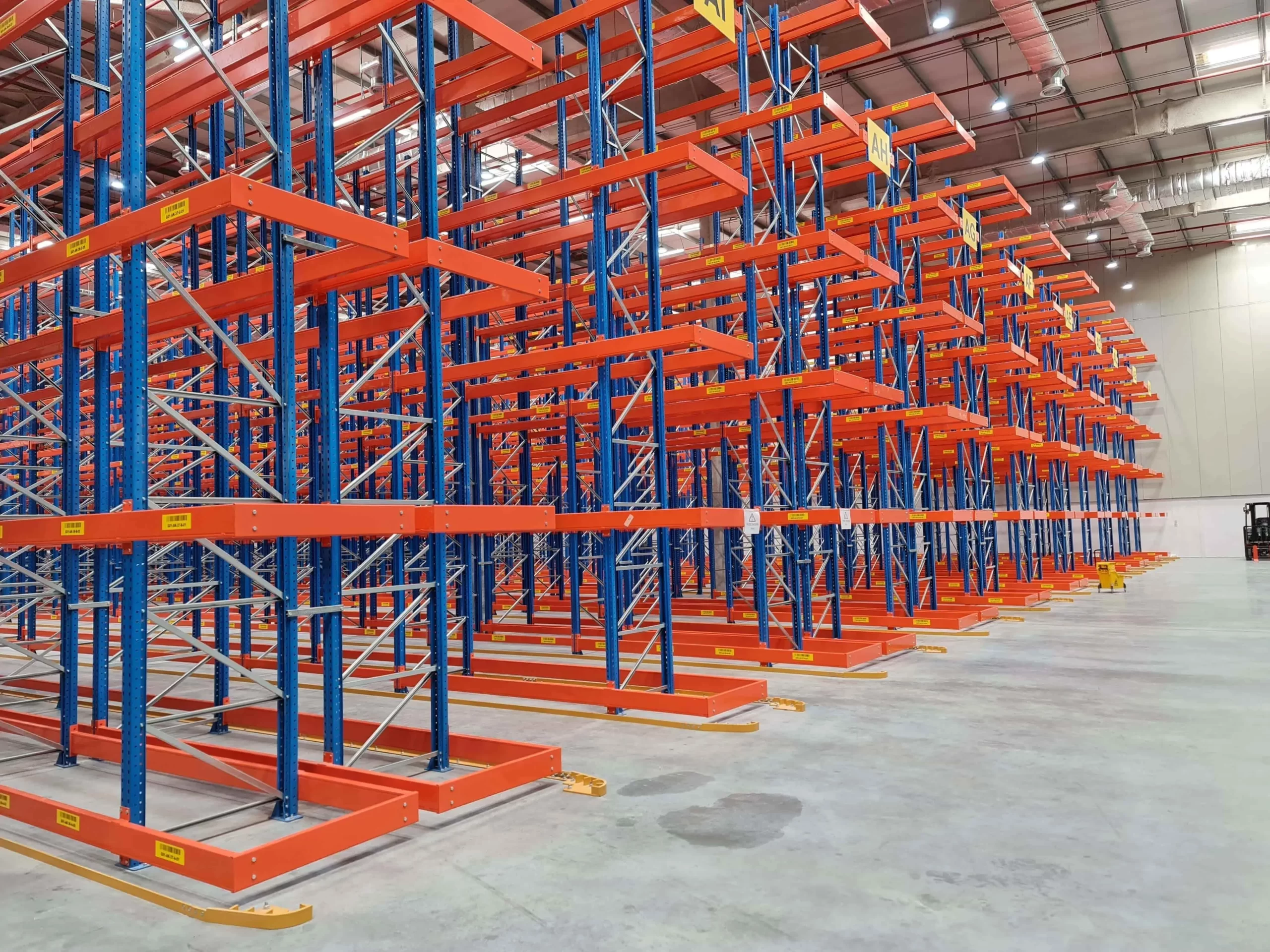 Very Narrow Aisle Racking Manufacturers In Naraingarh